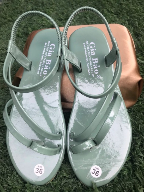 Giày Sandal Xỏ Ngón Duyên Dáng giá rẻ