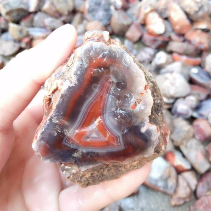 100gr Đá Thô Mã Não Đỏ- Xanh No Brand [100gr Red-Green Agate Rough Stone]