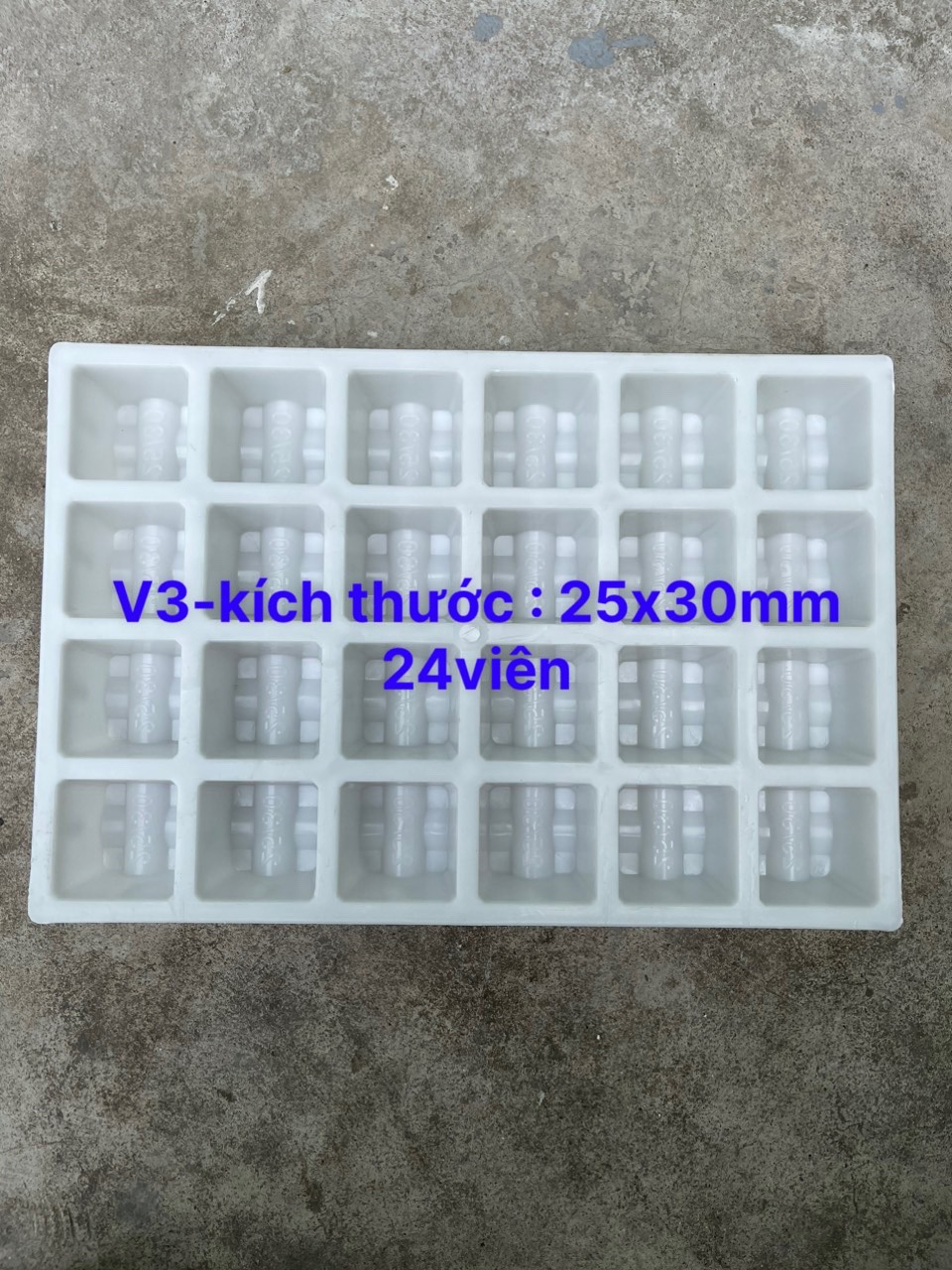 Khuôn Đúc Con Kê Sàn Bê Tông