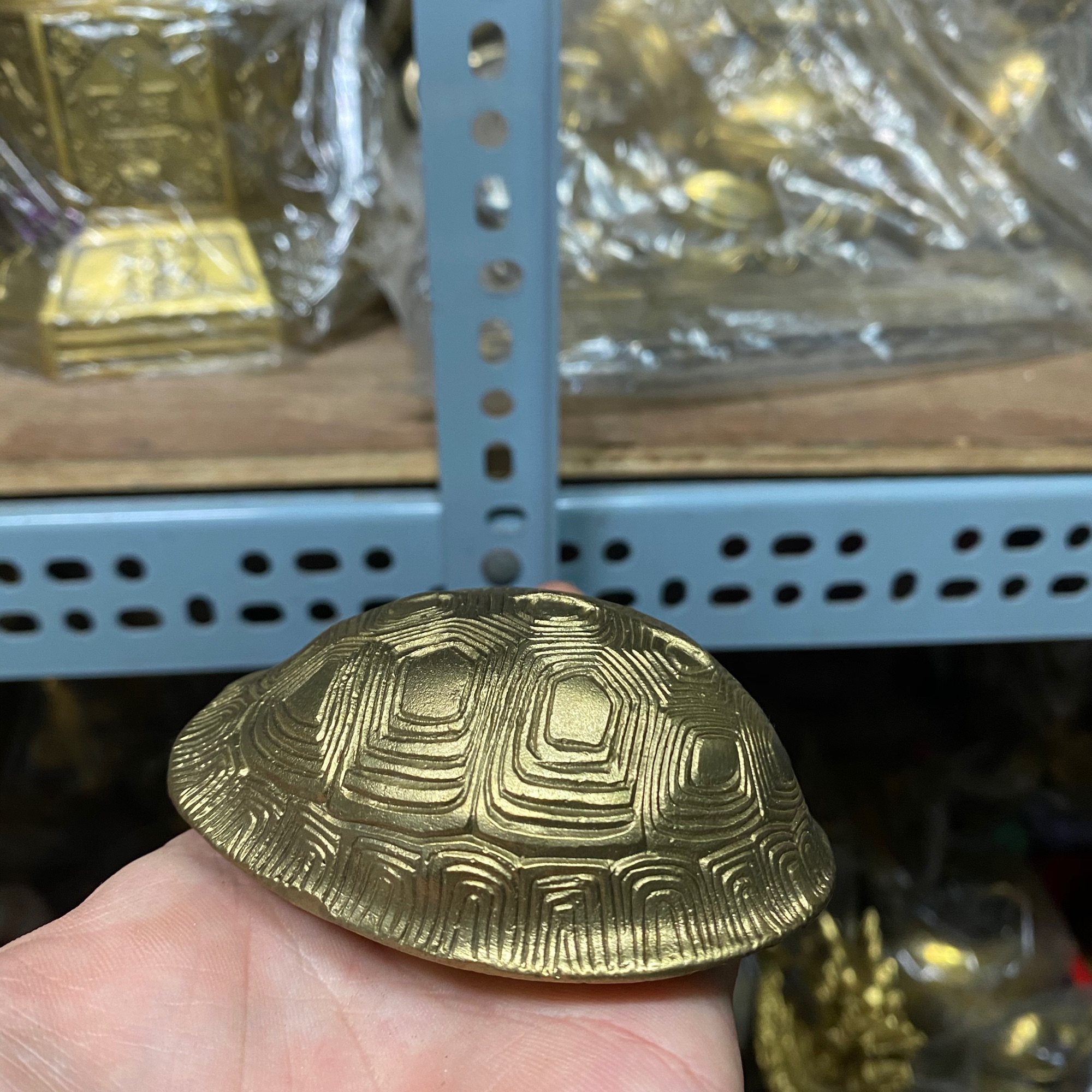 Mai rùa nhỏ bằng đồng