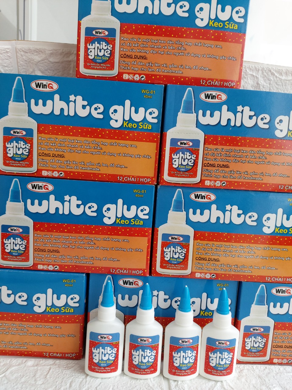 Keo sữa dán giấy WinQ 40ml ( dùng dán giấy, vãi, thủ công,...)
