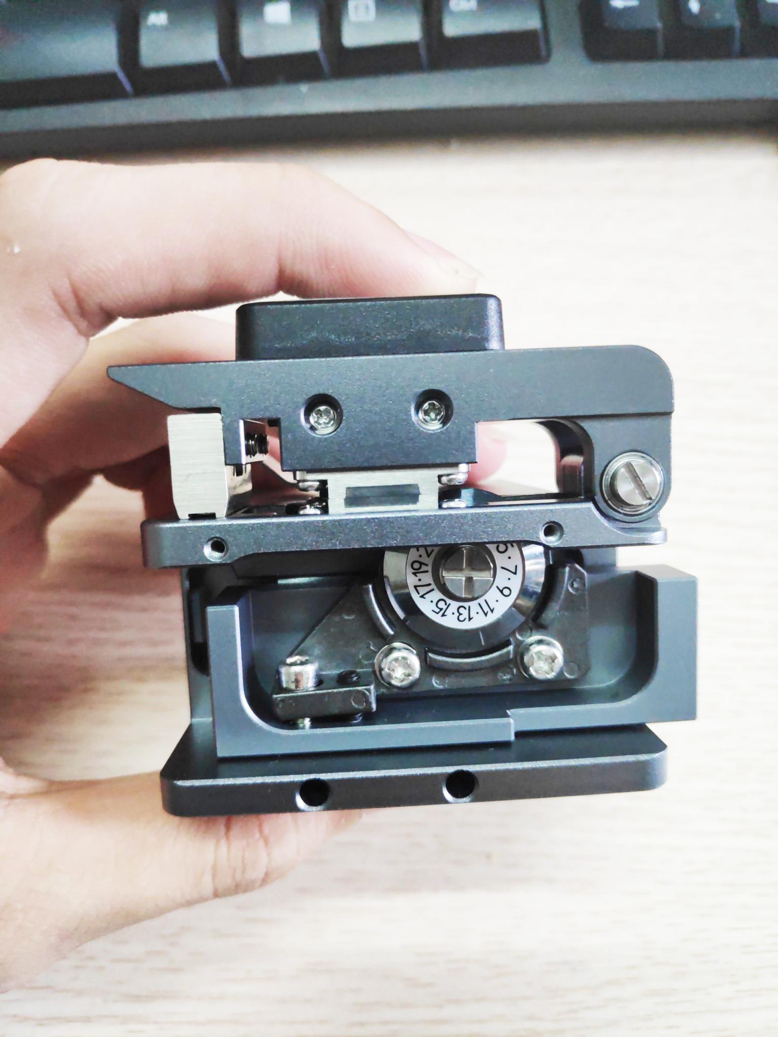 Dao cắt sợi quang cao cấp MT-20