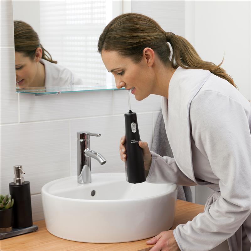 Máy Tăm Nước Du Lịch WaterPik Cordless Express WF02W012