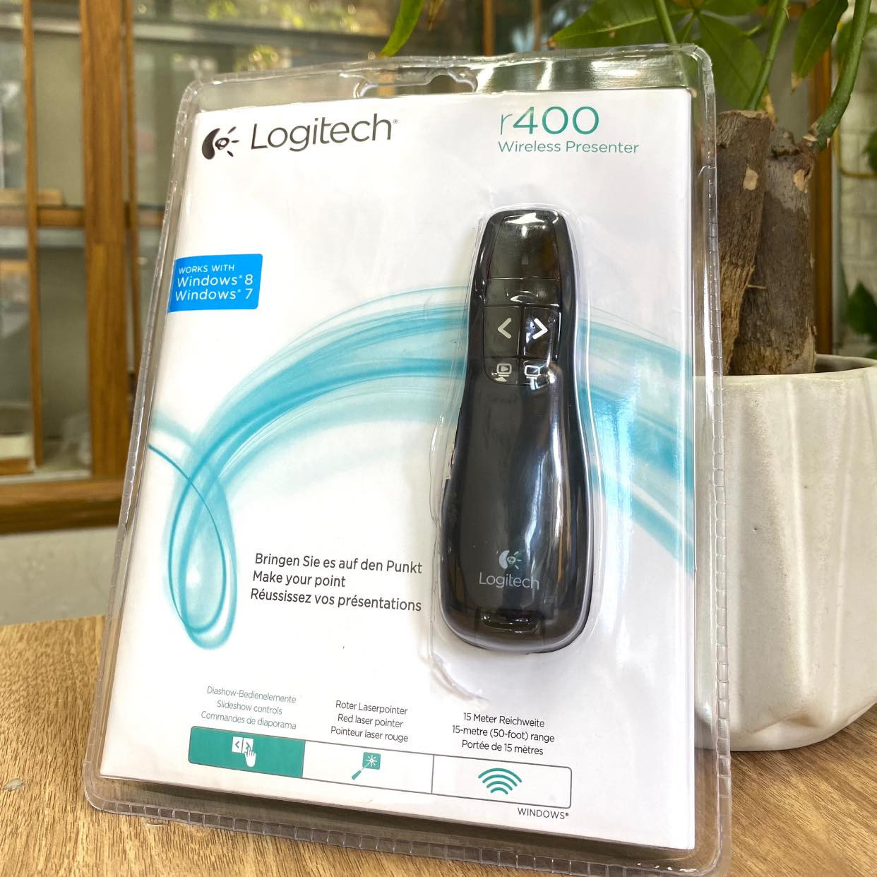 Bút trình chiếu Slide Powerpoint Logitech R400