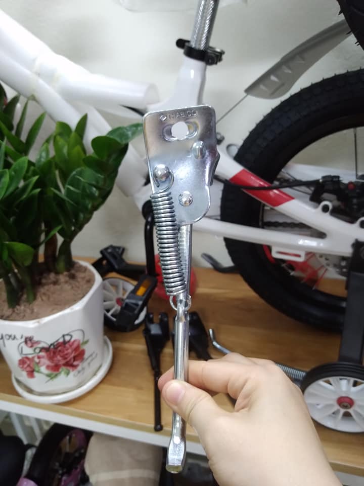 chân chống xe đạp trẻ em loại 1