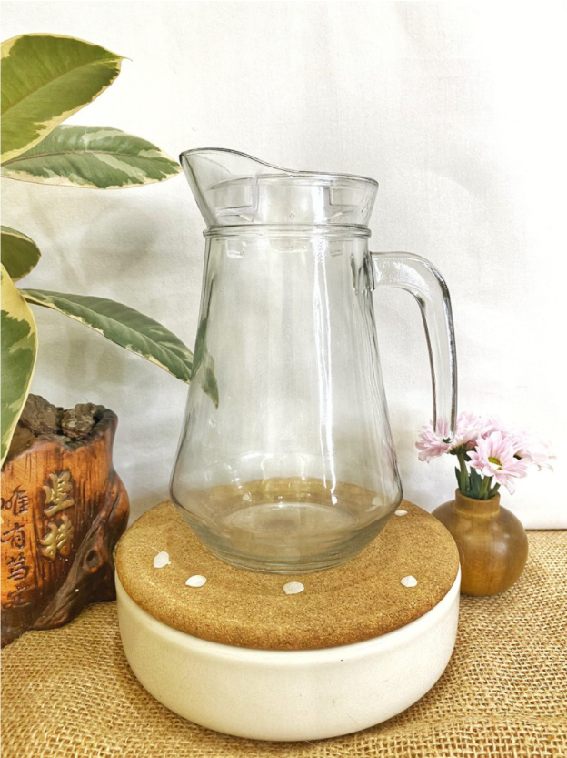 Bình thủy tinh đựng nước 1300ml dáng eo , tròn