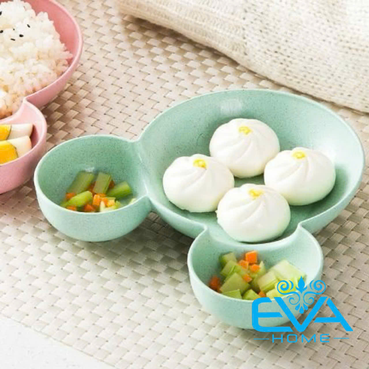 Bộ Chén Bát Ăn Dặm Hoạt Hình 3 Ngăn Kèm Đũa Muỗng Nĩa Cho Bé Chất Liệu Nhựa Lúa Mạch An Toàn Chịu Nhiệt Cao