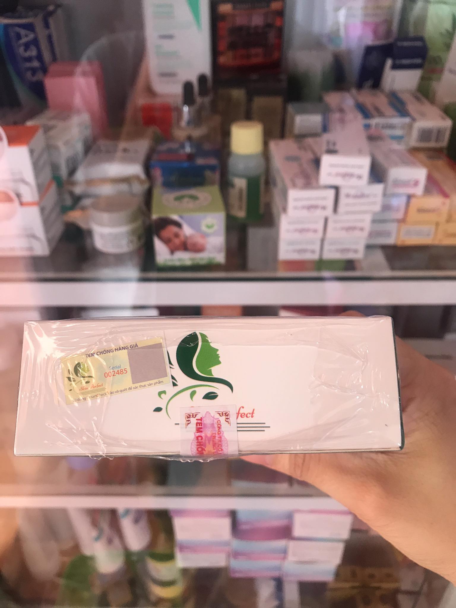 Dung Dịch Vệ Sinh Trầu Không