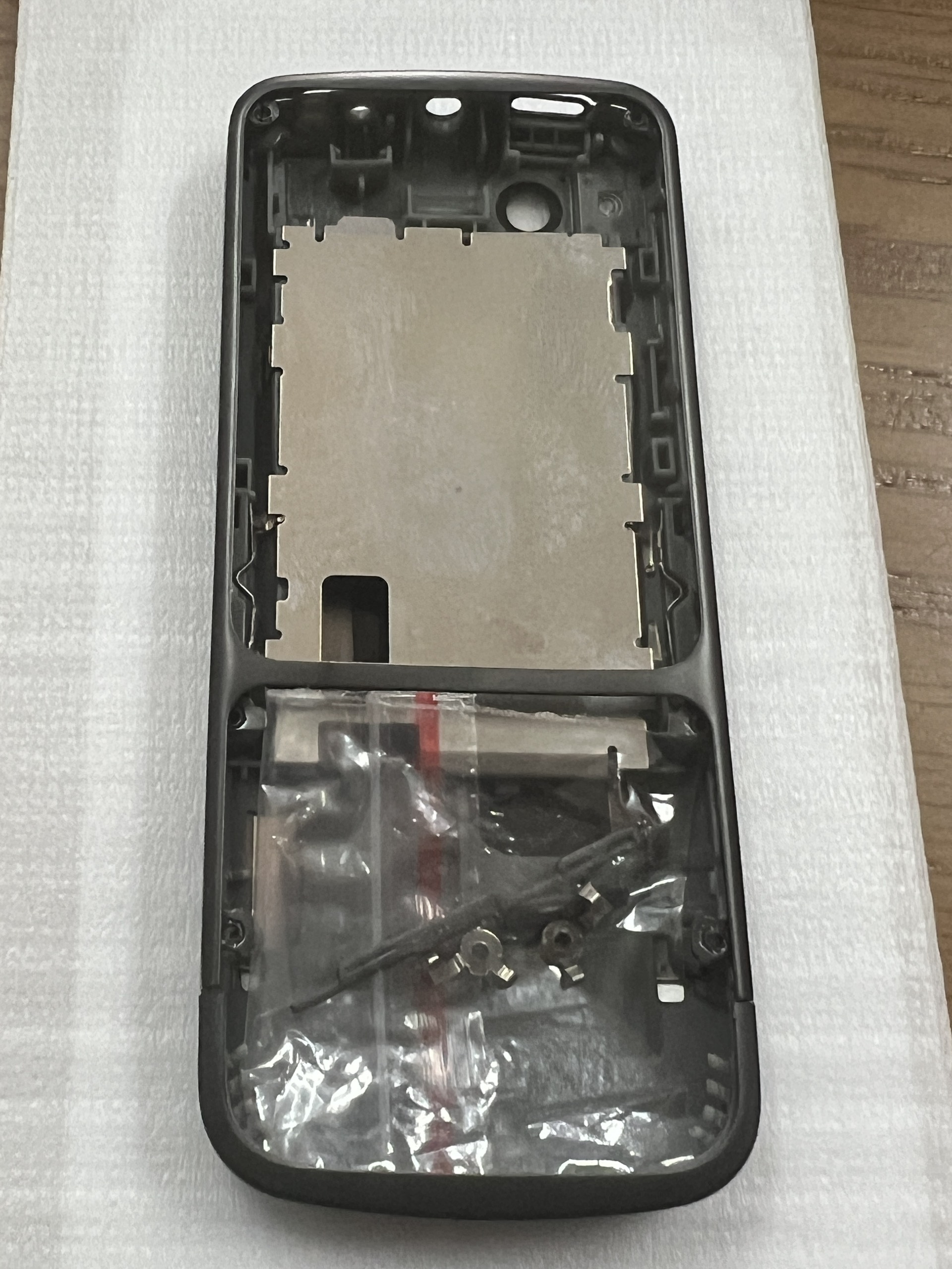 Vỏ điện thoại Nokia C3-01 ( có sườn - không phím )