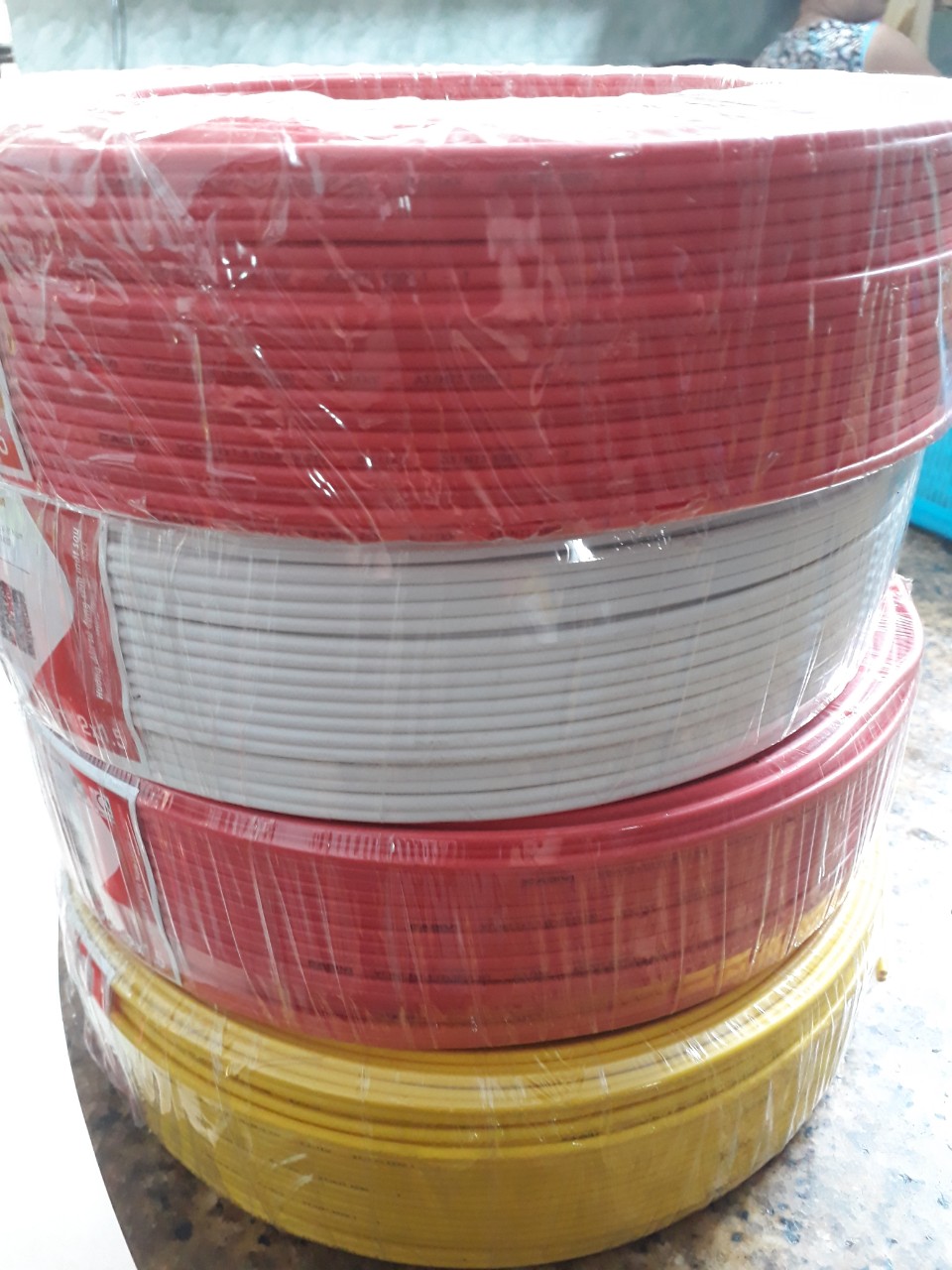 DÂY ĐIỆN ĐÔI MỀM 2x1.5 CADIVI CUỘN 100 MÉT