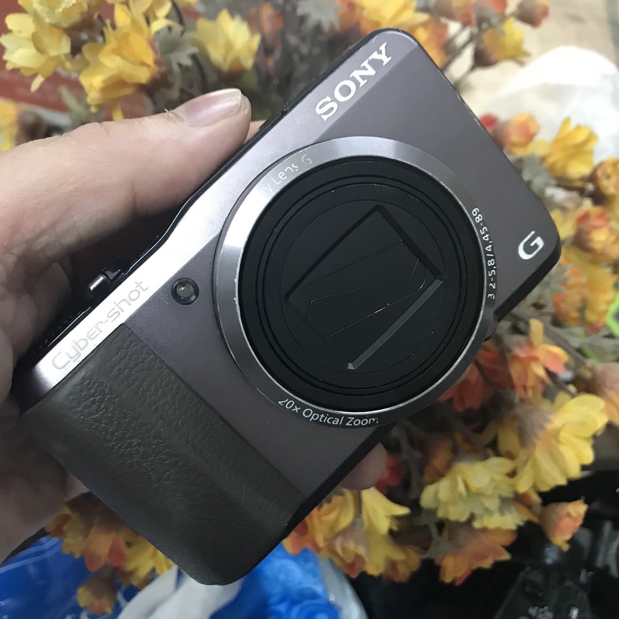 Máy ảnh Sony HX30V có wifi