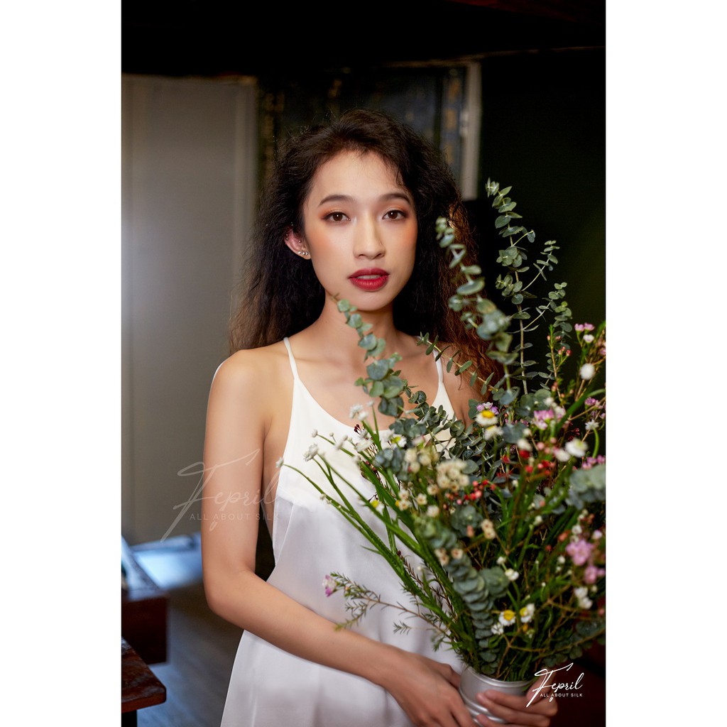 Đầm lụa thắt dây hở lưng FEPRIL New Backless Dress