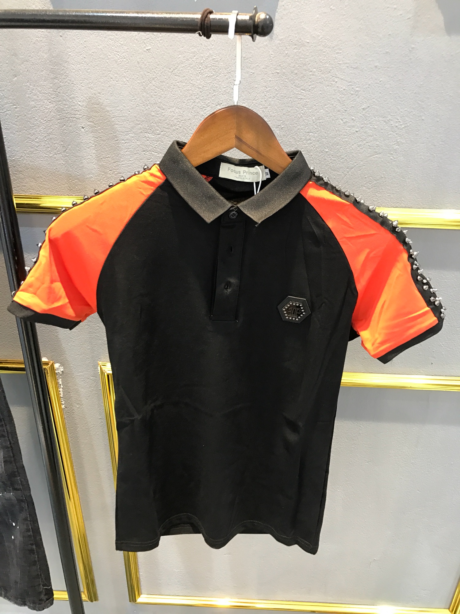 Polo đầu lâu đính đá