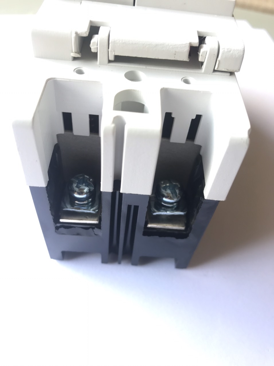 Át khối 1 pha MCCB 2P 100A, 60A NAKASI