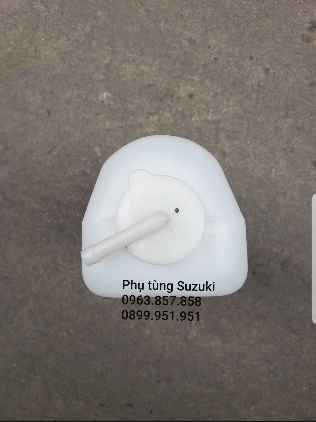 Bình nước phụ SUZUKI 500Kg và SUZUKI 7 chỗ