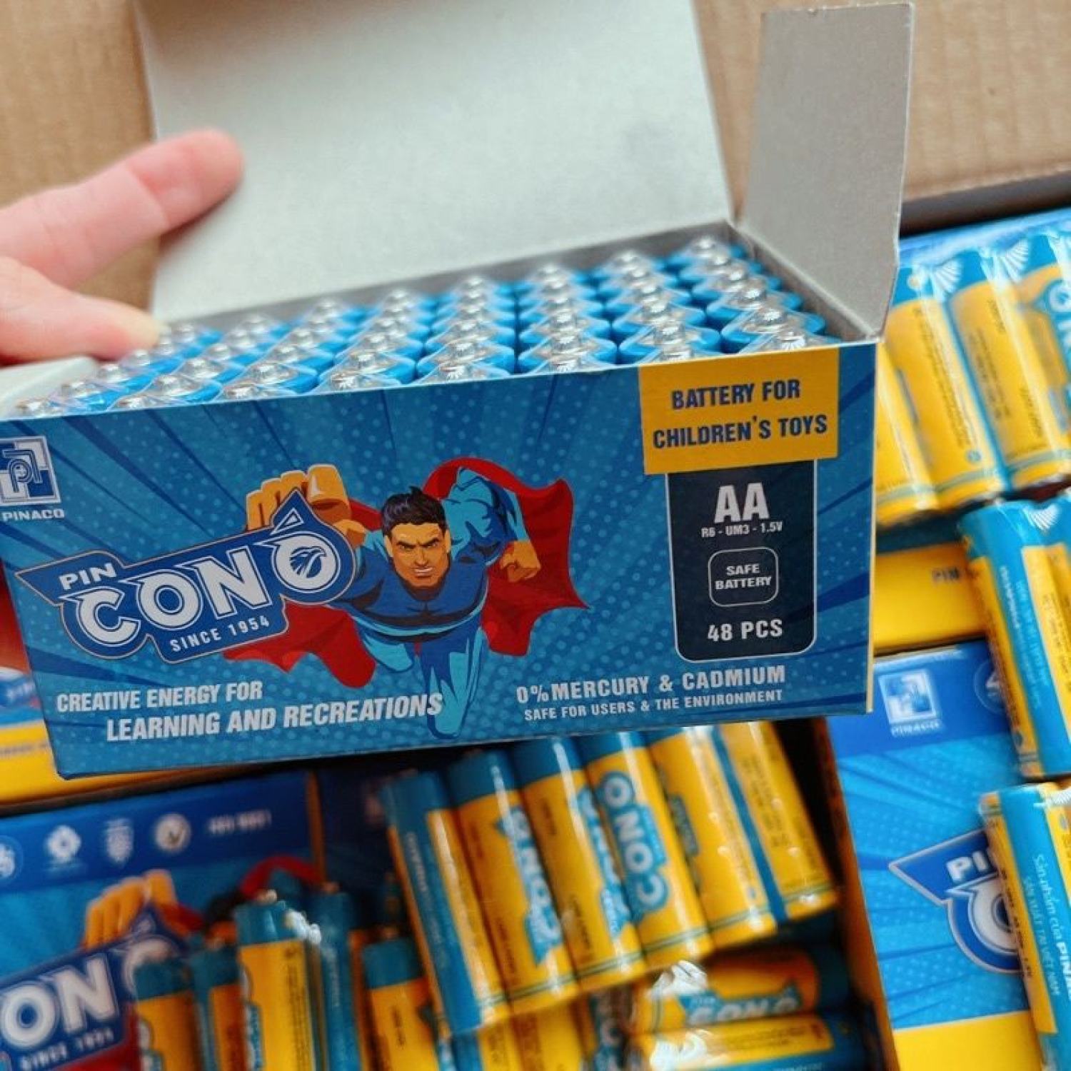 Hộp pin AA Con Ó 48 viên mẫu mới