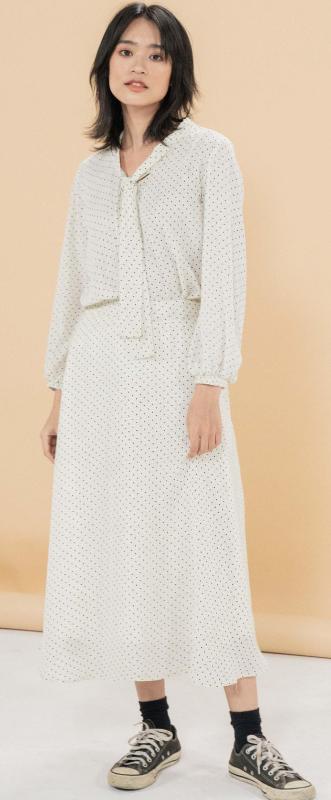 Chân váy trắng chấm bi - Rocky Dot Skirt Maybi