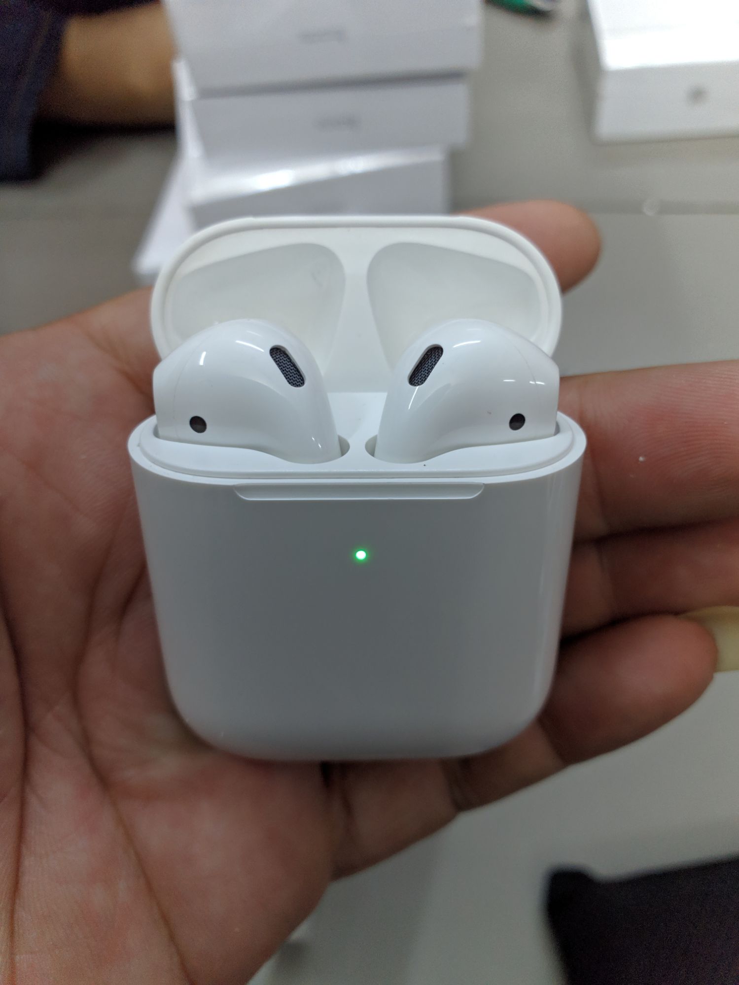 Tai nghe Bluetooth True Wireless Hoco CES3 - BH 6 Tháng