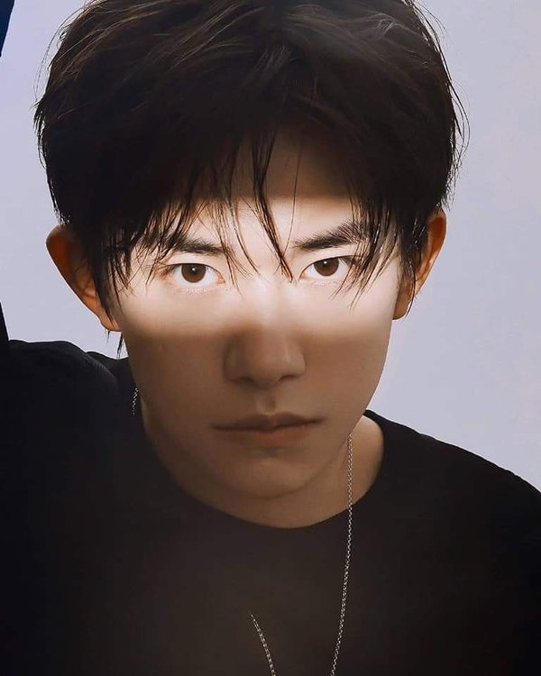 Túi quà Dịch Dương Thiên Tỉ Tfboys