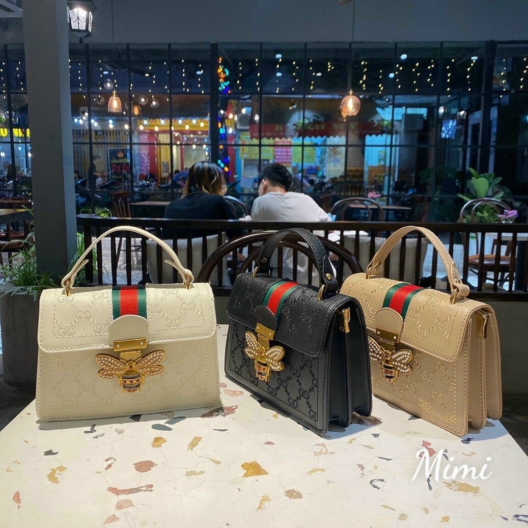 Túi Xách Nữ Đeo Chéo Con Ong Vàng