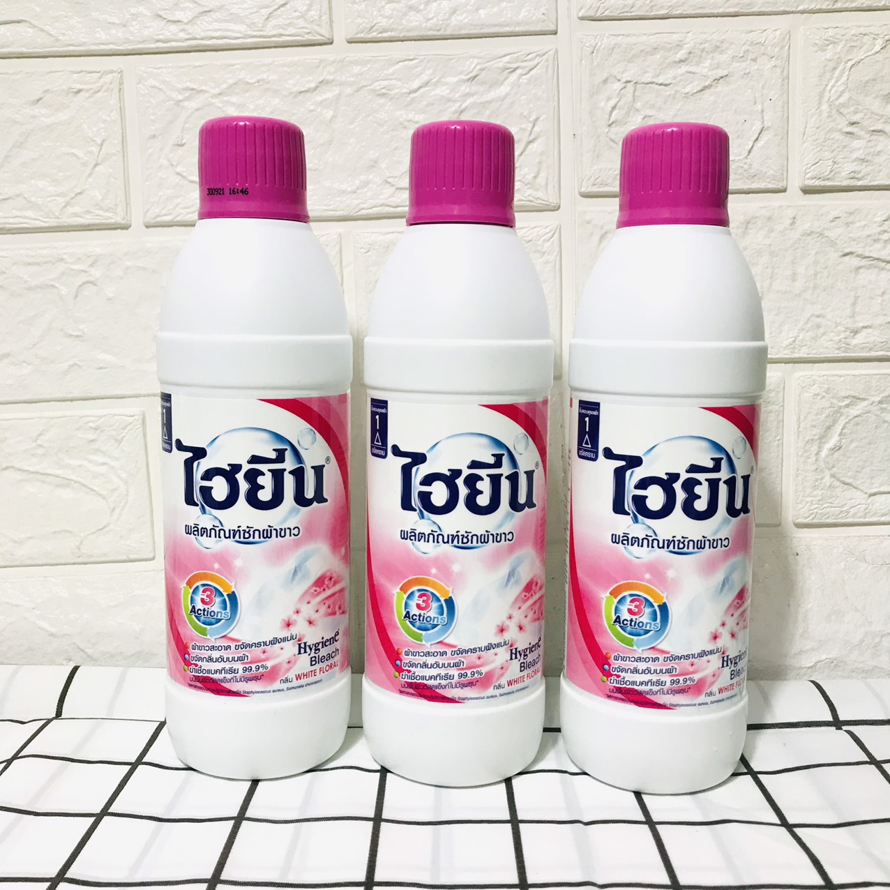 (600ML)  Nước Tẩy Quần Áo Trắng Hygiene Thái Lan