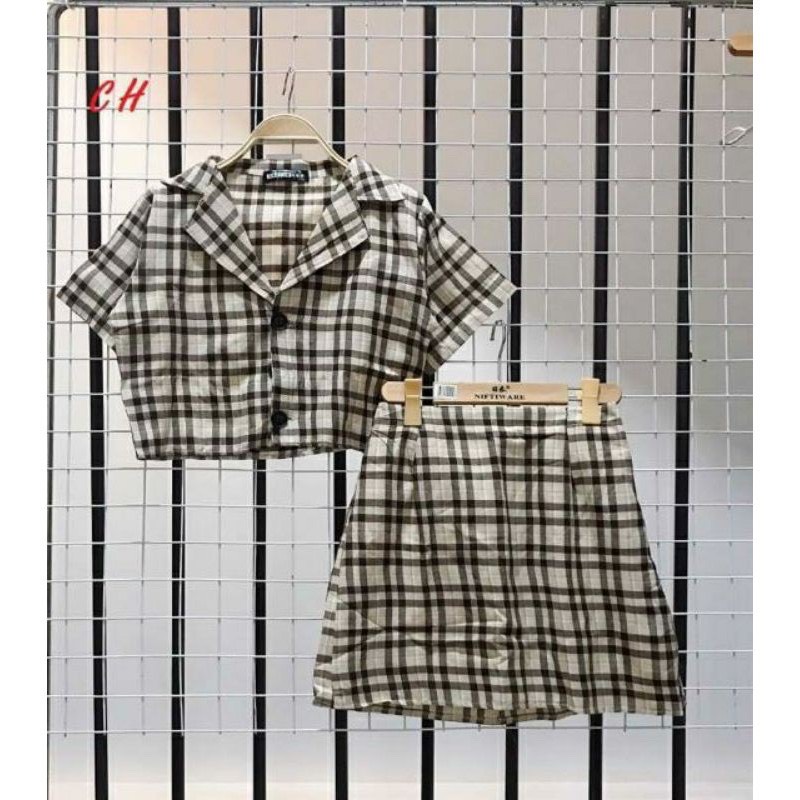 Set Váy Kẻ Caro Set Đồ Nữ Cổ Vest Đơn Giản Dễ Mặc