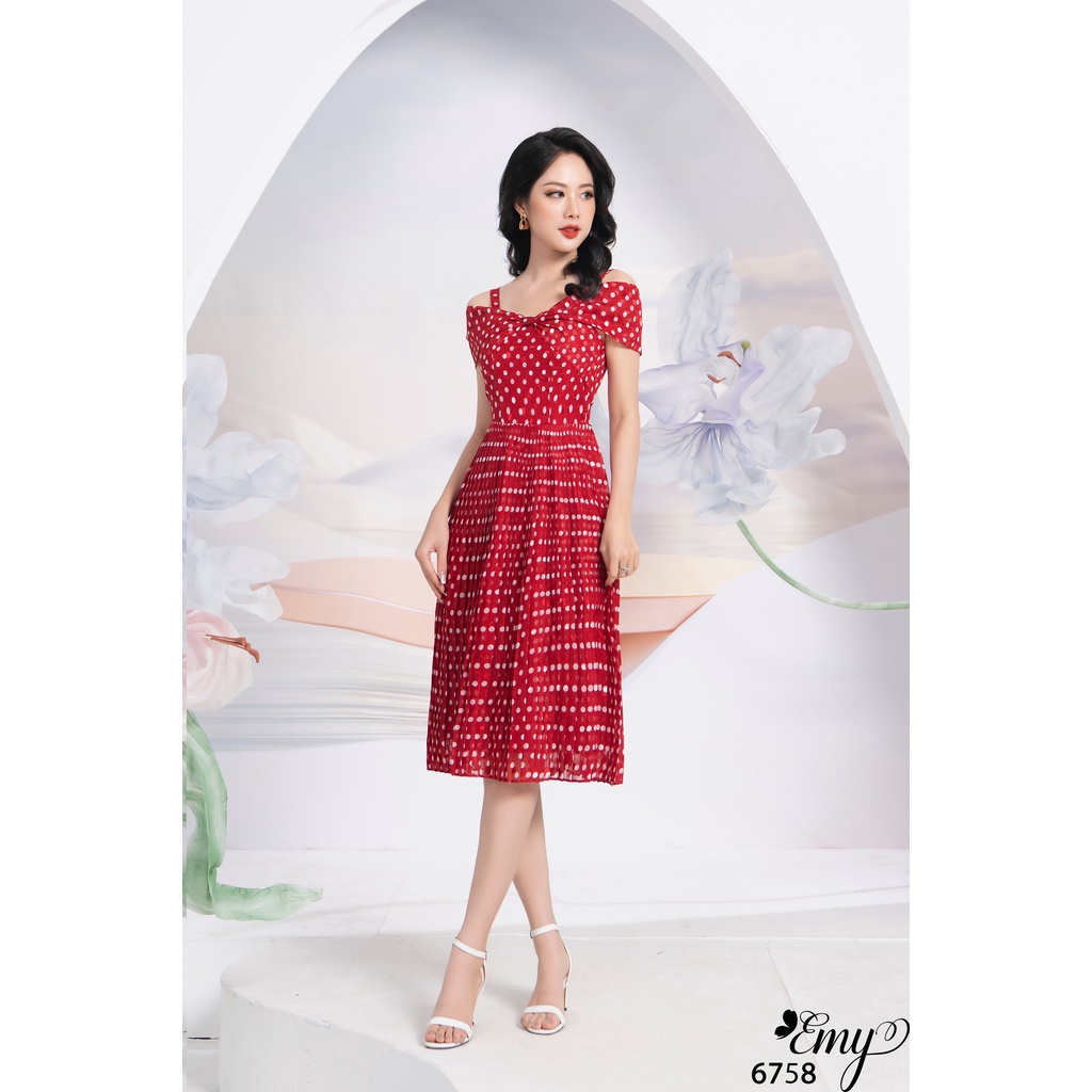 Đầm EMY EM6758 Xoè Đỏ Bi Dập Ply