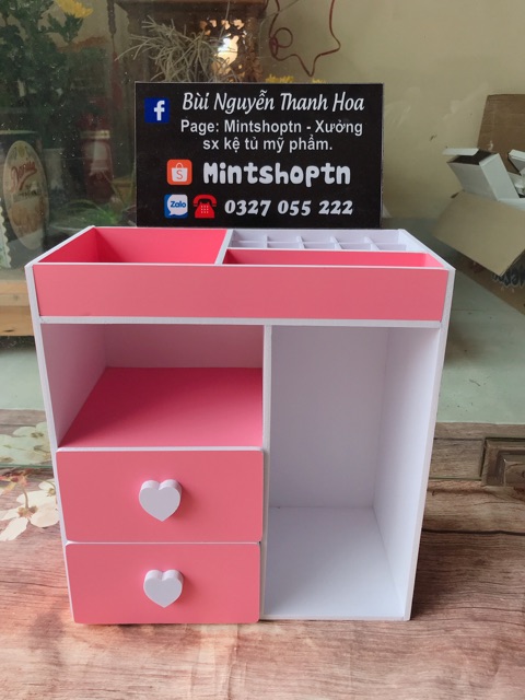tủ đựng mỹ phẩm mini màu hồng