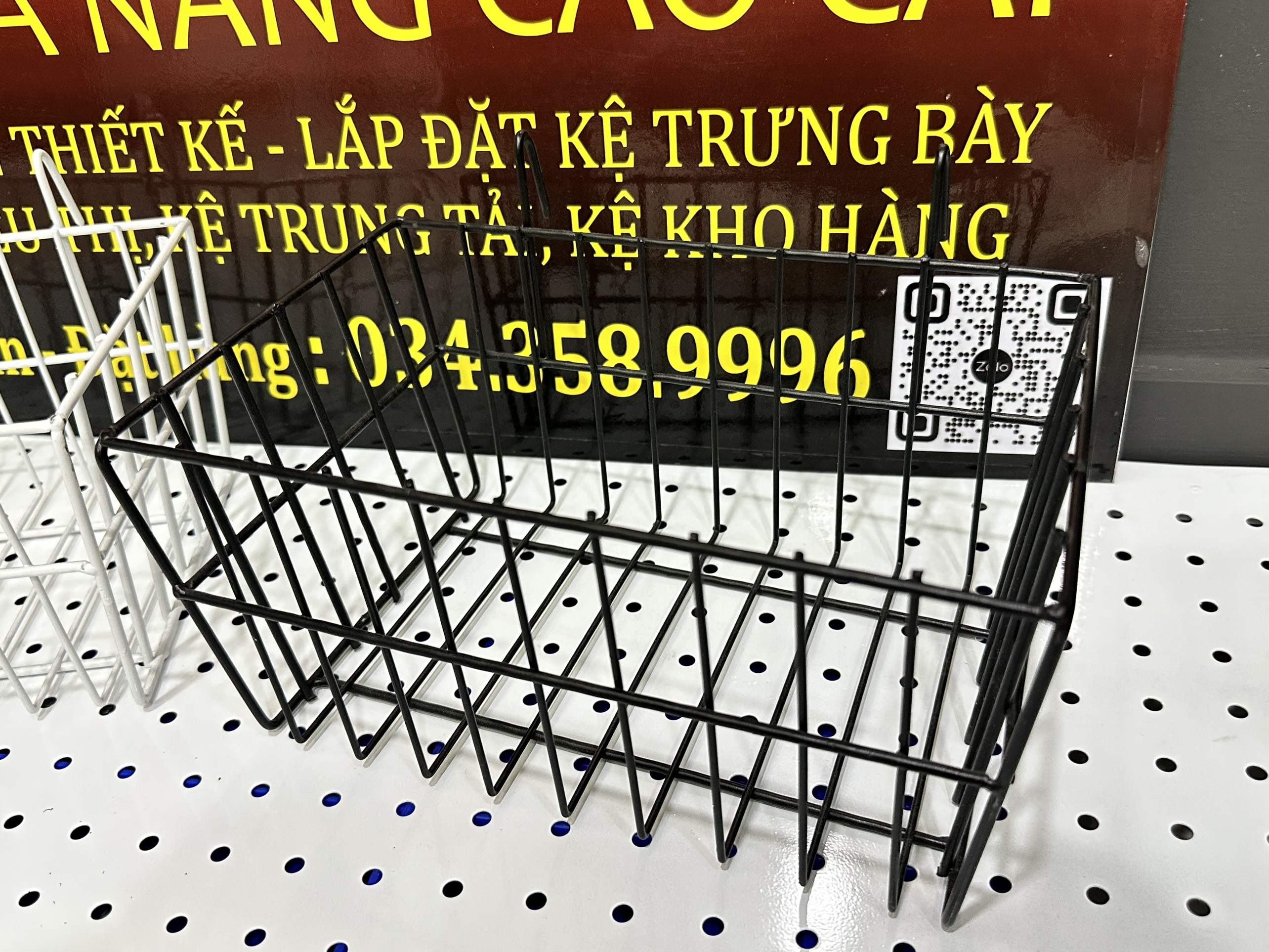 {LOẠI DÀY} Giỏ cài lưới sắt - Rổ treo khung sắt trang trí, phụ kiện