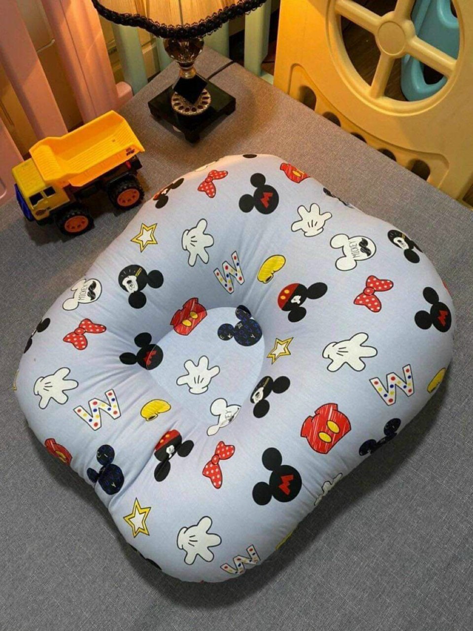 Gối chống trào ngược cho bé
