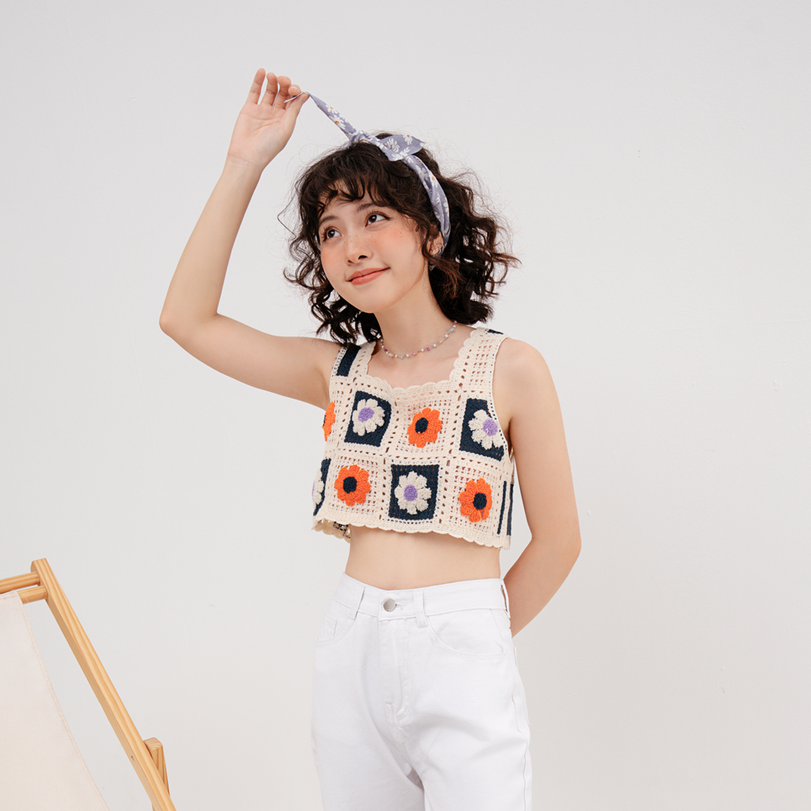 BLEUBIRD Áo len móc hoa CROCHET TOP