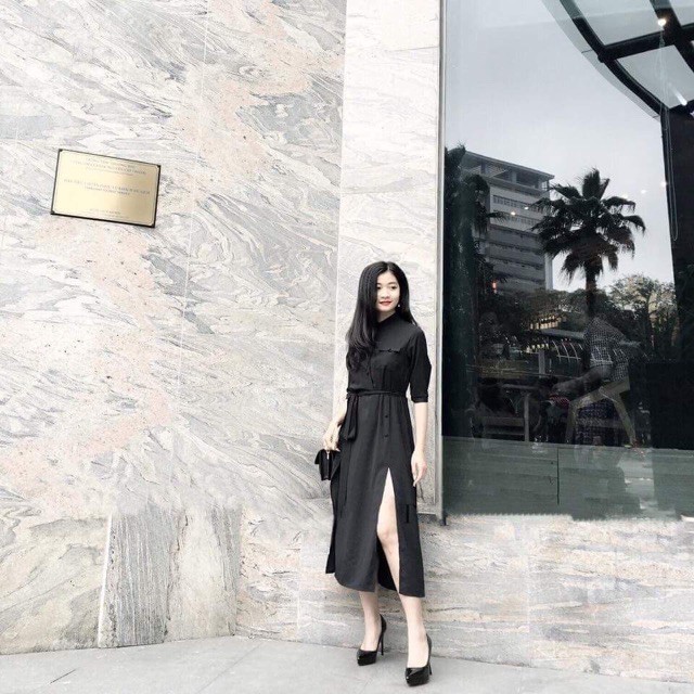 Đầm đen dài nút bọc