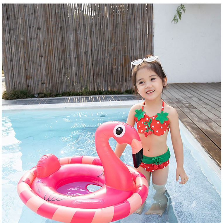 Bikini hình trái dâu cực Kute