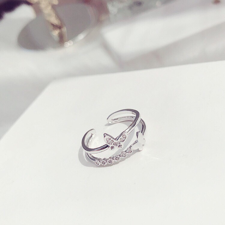 Nhẫn nữ thời trang NT11, Chất liệu titan mạ vàng mạ bạc, họa tiết cánh bướm đính cườm cực xinh