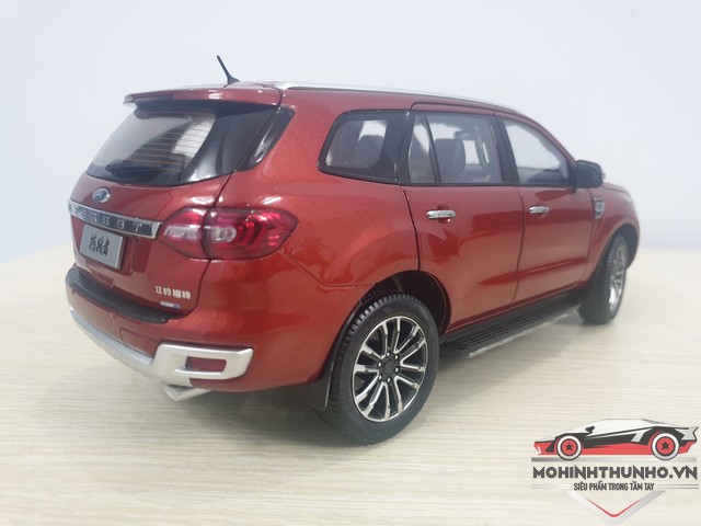[HCM]Xe mô hình Ford Everest tỉ lệ 1:18