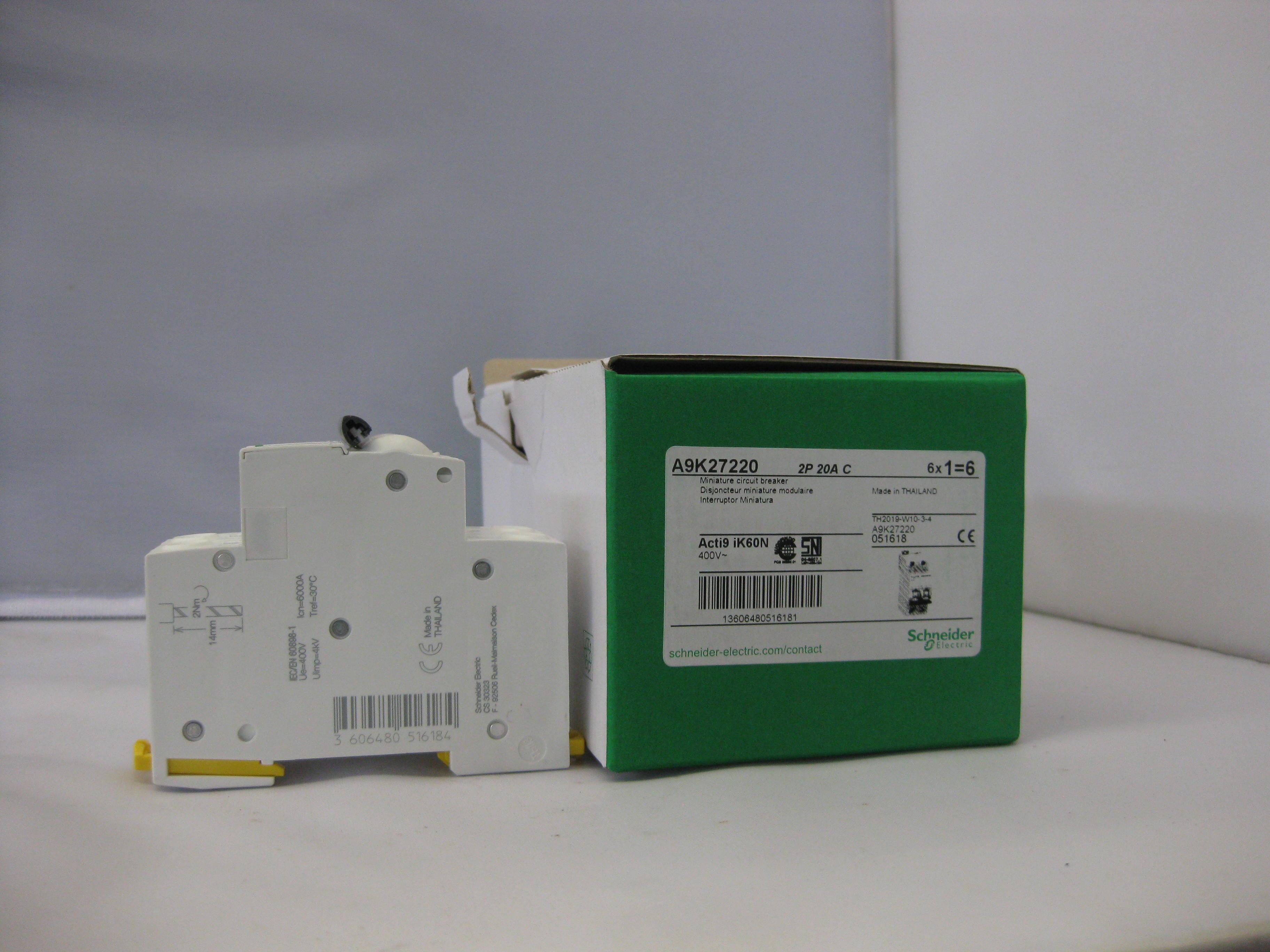 Aptomat Cầu dao tự động MCB Schneider A9K27220