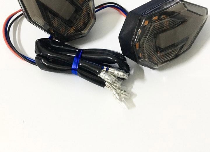 Đèn Led xi nhan Winner X mũi tên thời trang nổi bật, dễ lắp đặt