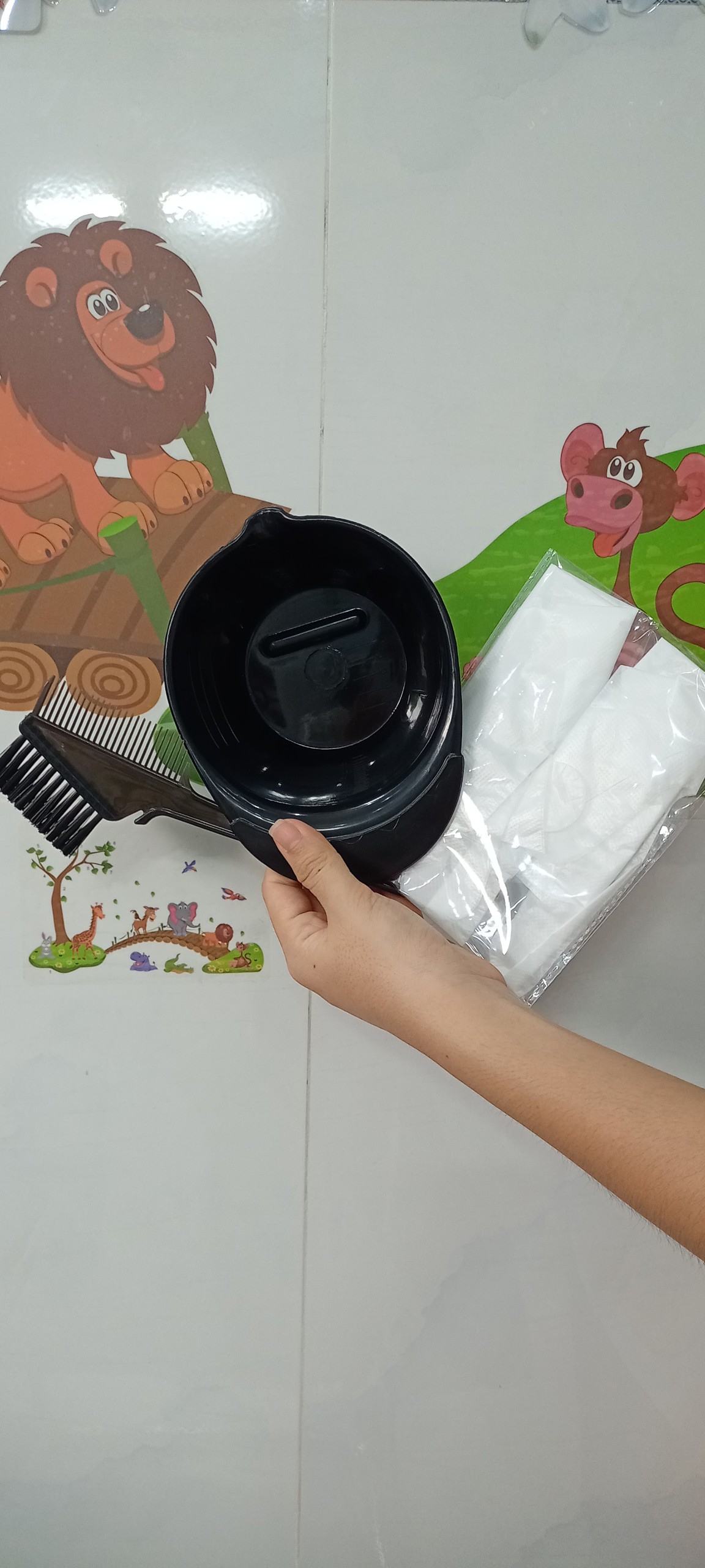 [HCM]Combo chén, lược, bao tay/