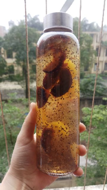 Bình thủy tinh có quai xách tiện lợi 500ml