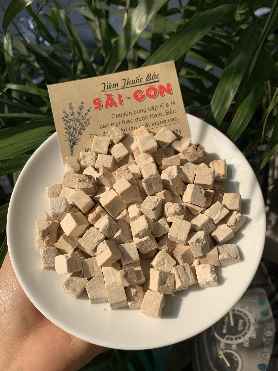 [HCM]Bạch Linh Viên 100g - Bạch Phục Linh Viên (Hàng Cao cấp, thơm, ngon)