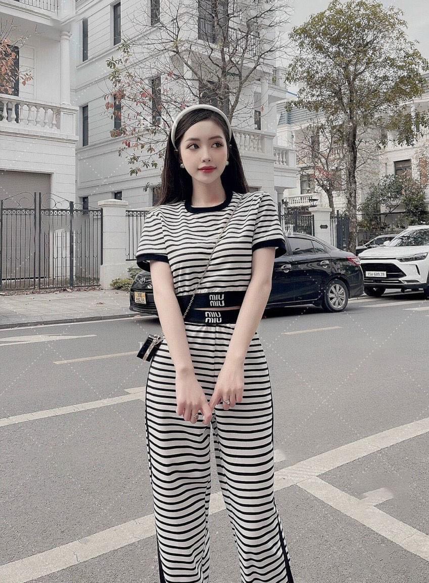 Set đồ bộ nữ sọc ngang ngắn tay có viền croptop mix quần dài thoải mái, Set bộ siêu HOT quần dài mix áo ngắn tay sọc ngang xinh xắn, Set bộ hottrend áo croptop viền mix quần dài sọc ngang trẻ trung MTB