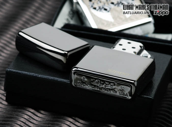 Bật Lửa Zippo Ebony with Zippo Logo 24756ZL
