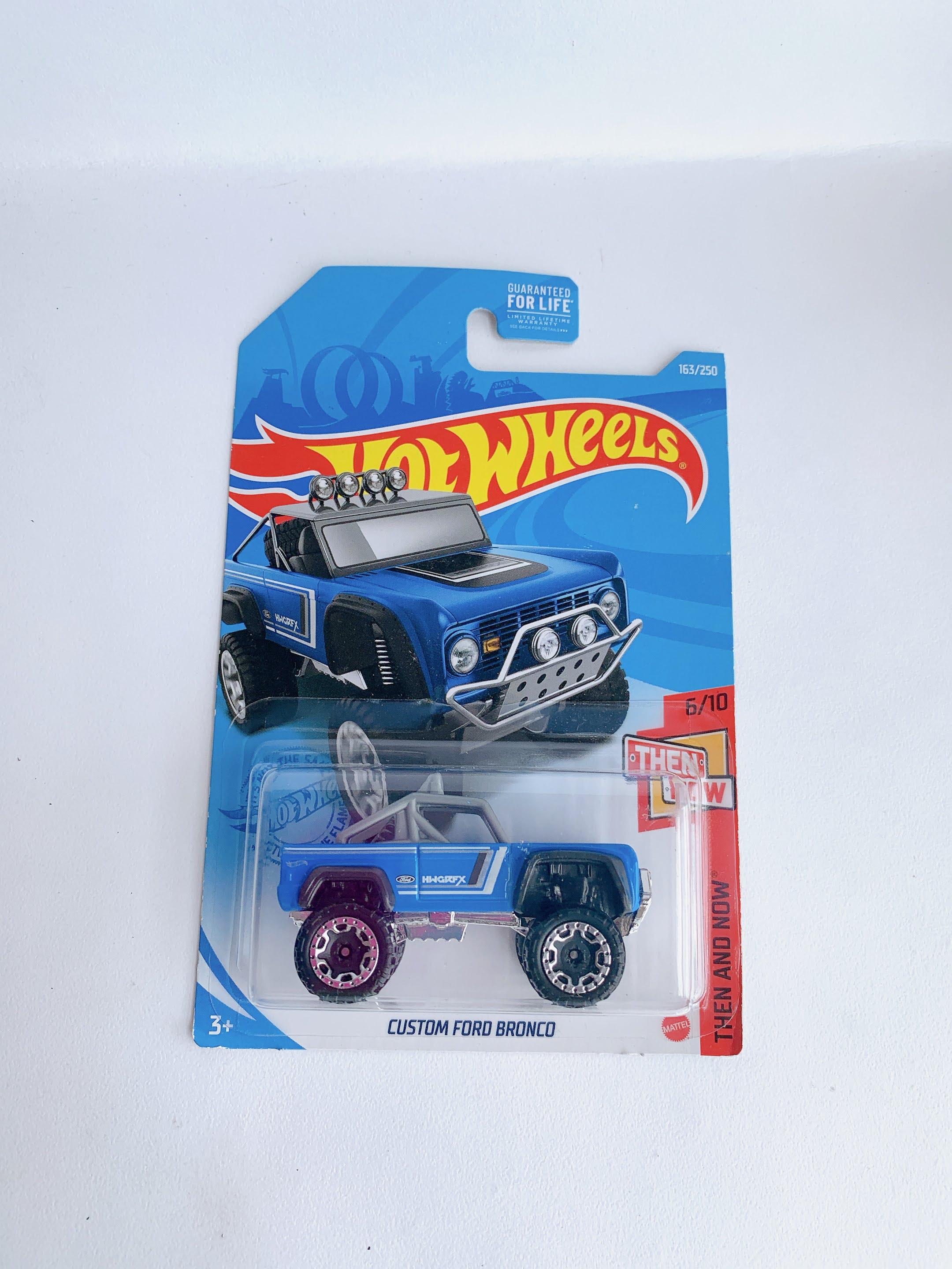 [HCM]Xe Mô Hình Chính Hãng HotWheels - Custom Ford Bronco