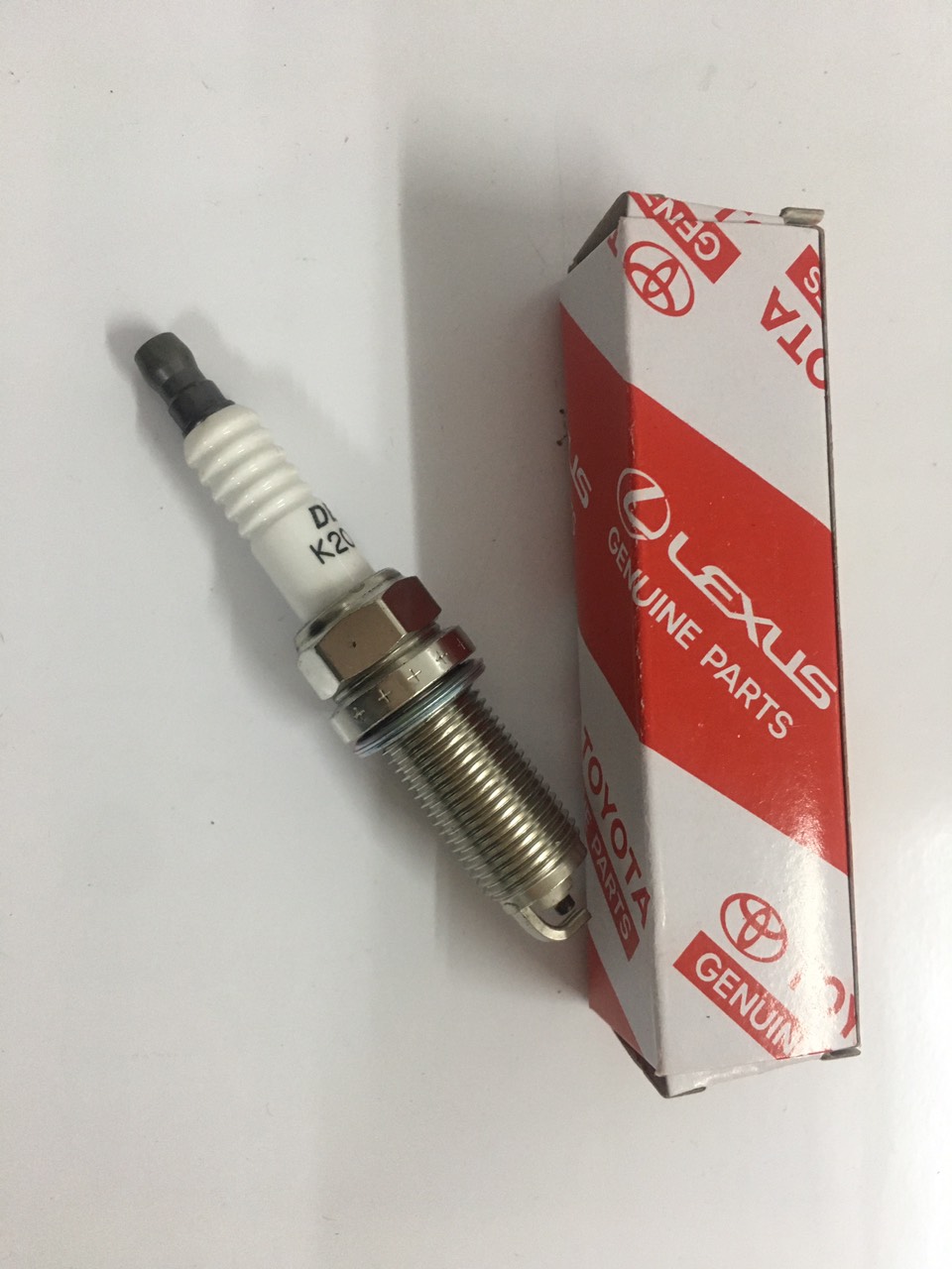 Bugi/Buri Đánh Lửa Denso Fortuner (K20Hr-U11) Innova 2.0 Mã 90919 - 01235