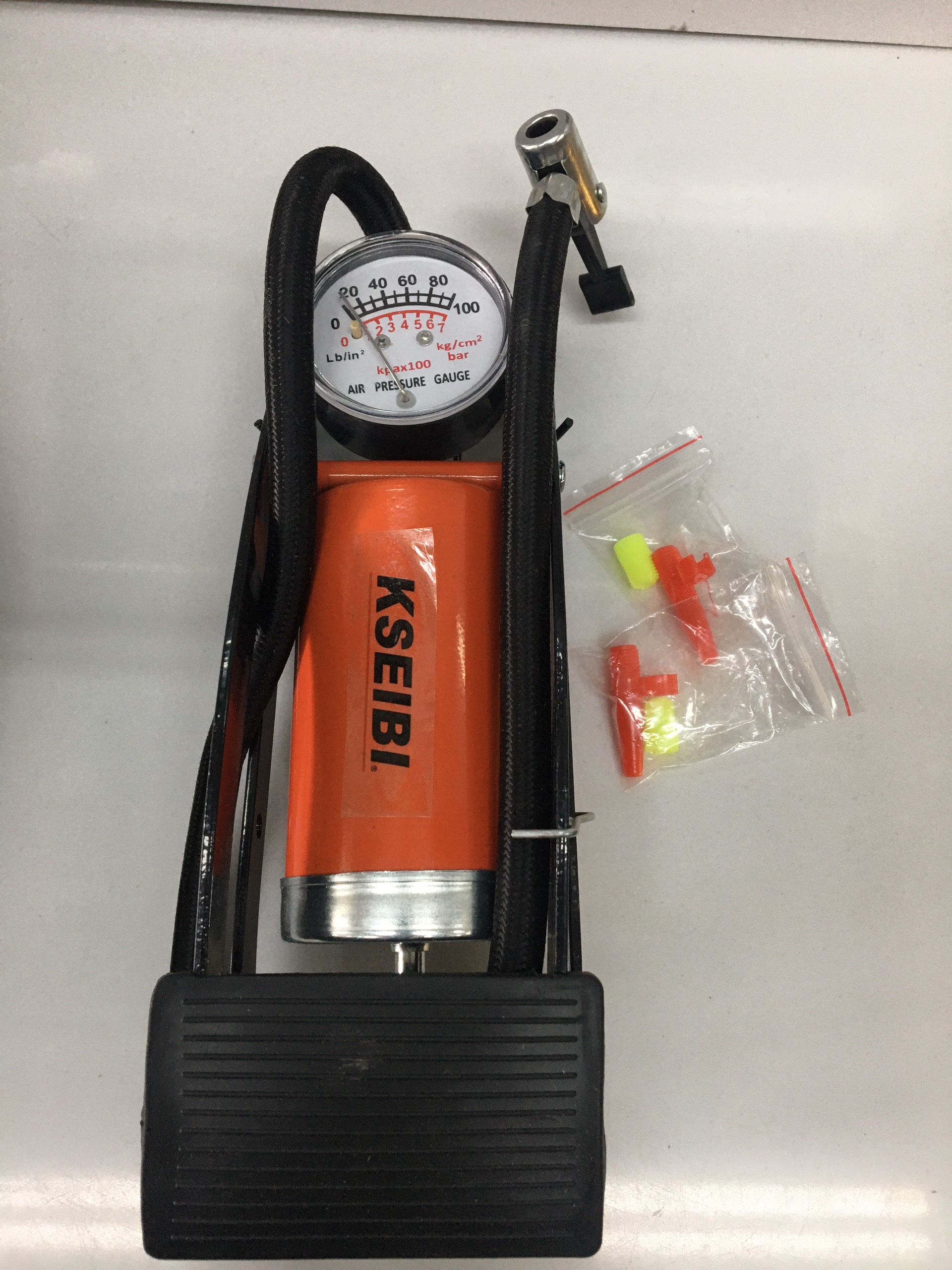 Bơm hơi đạp chân Kseibi 812155