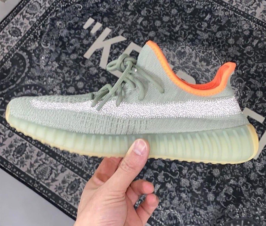 Giày Sneaker YZ 350 V2 Xám Lòng Cam