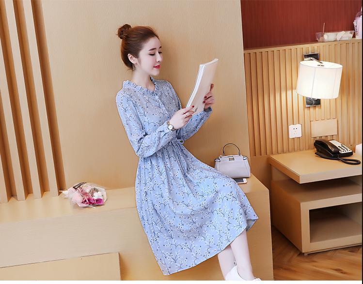 Đầm bầu đẹp hoa nhí