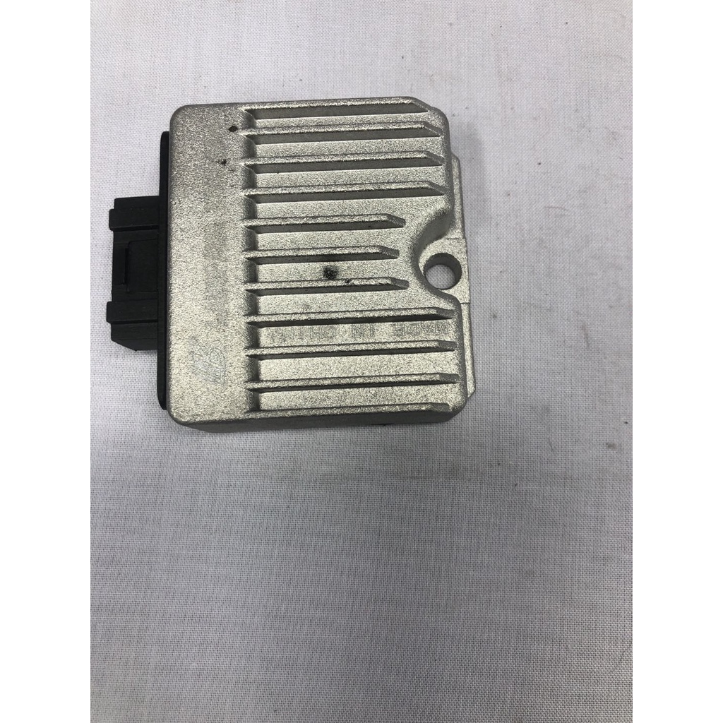 CỦ SẠC ZIP PIAGGIO