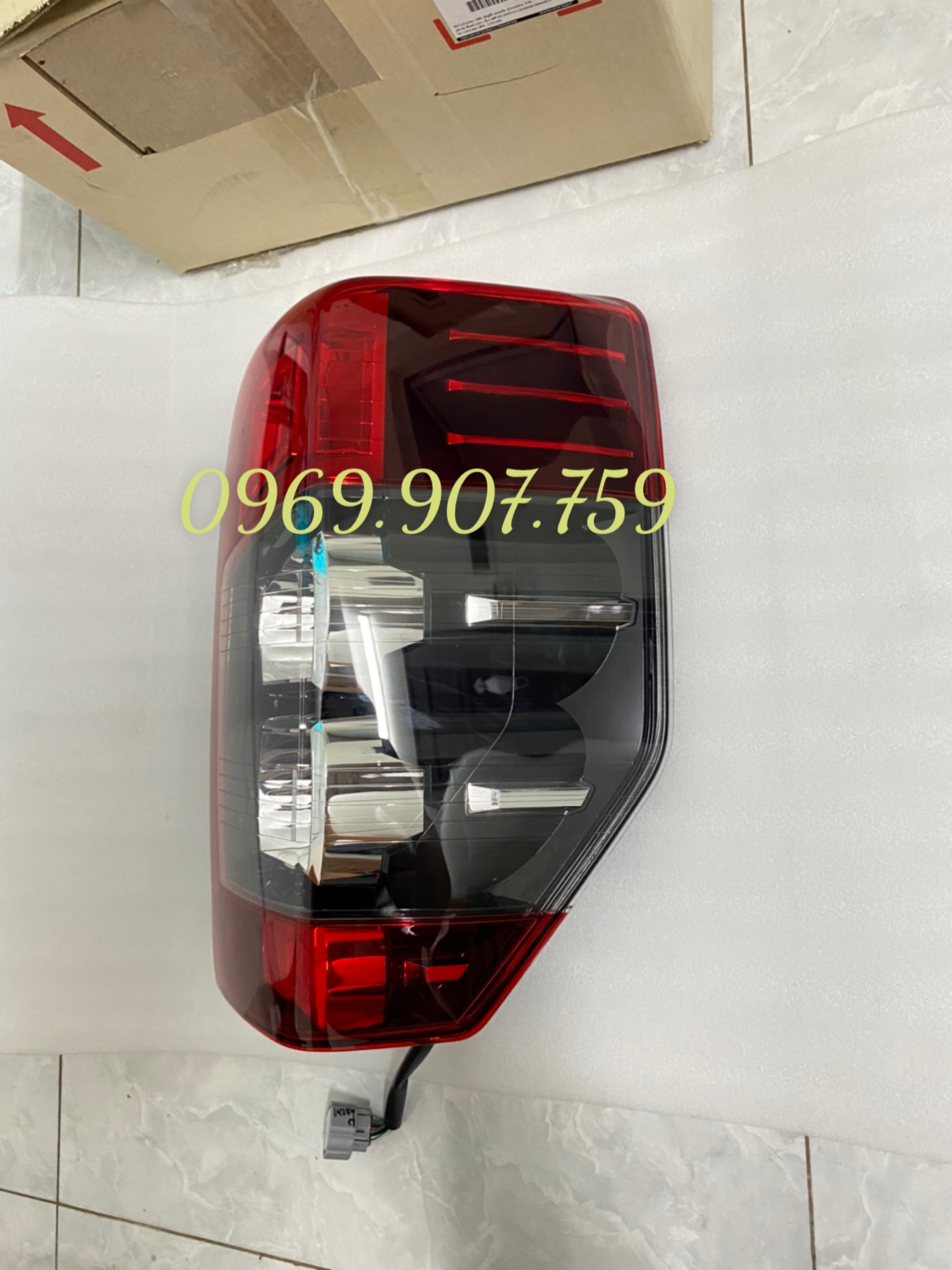 Đèn hậu led Mitsubishi Triton 2019_2020