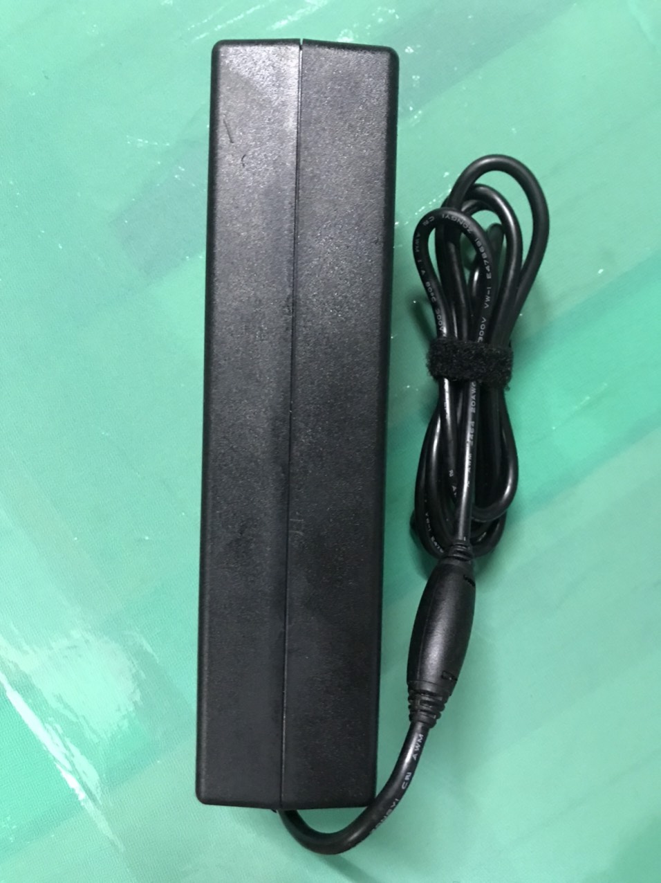 Adapter nguồn 19.5V 8.9A cho  tivi Sony